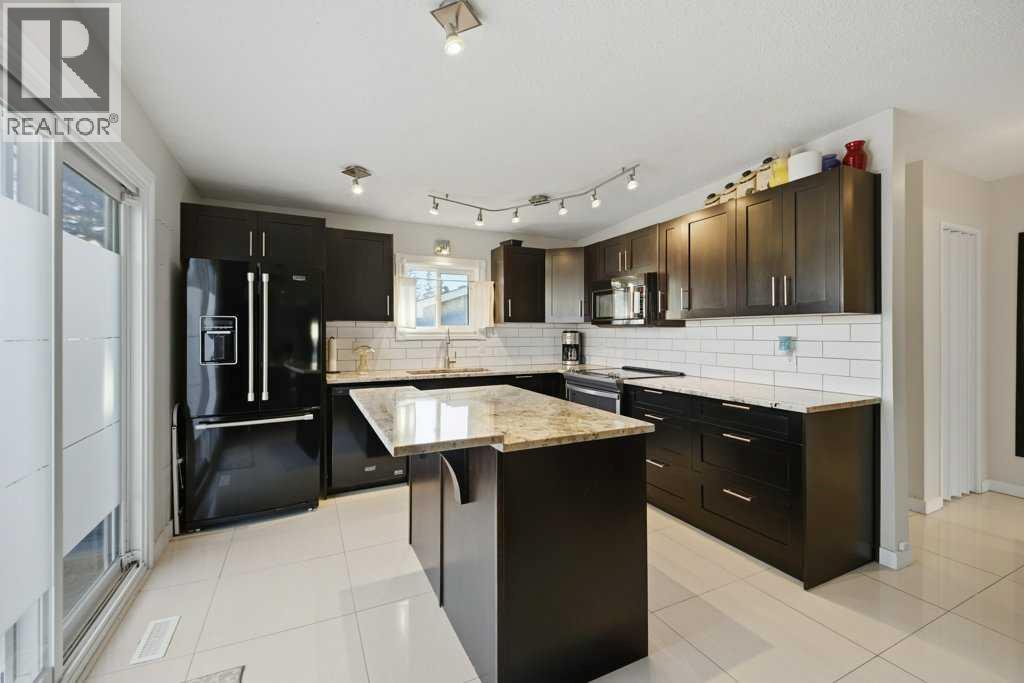 524 Hunterplain Hill Nw, Calgary, AB
