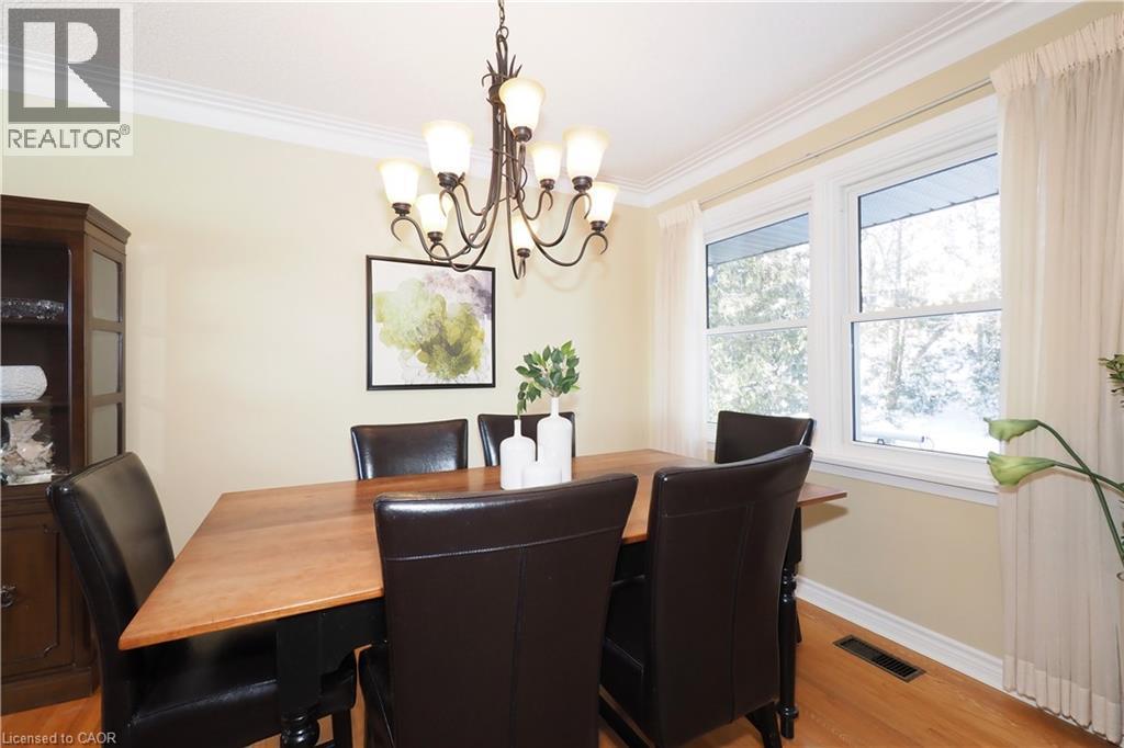 249 Murdock Avenue, Waterloo, ON - Indoor Photo Showing Dining Room