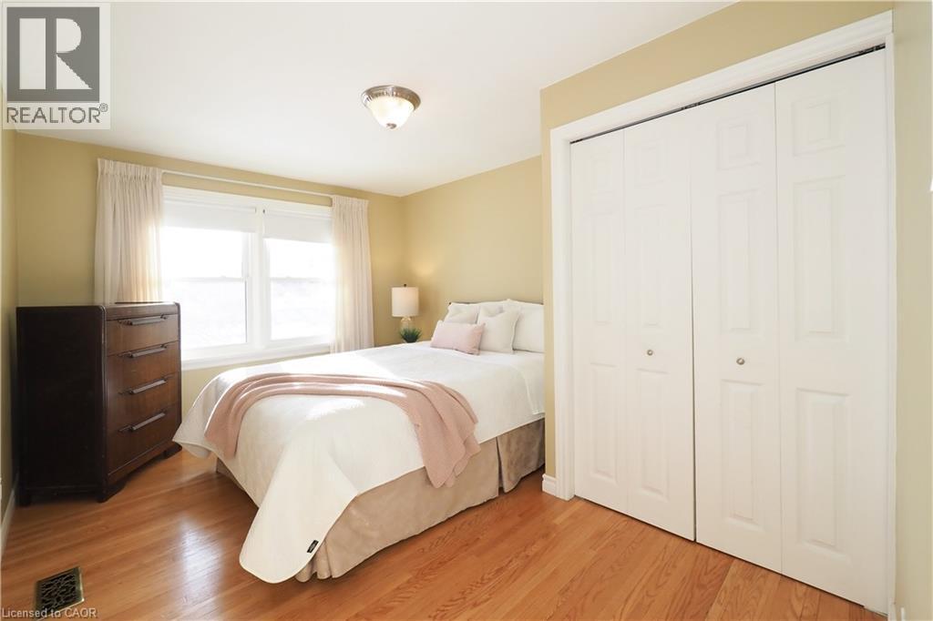 249 Murdock Avenue, Waterloo, ON - Indoor Photo Showing Bedroom