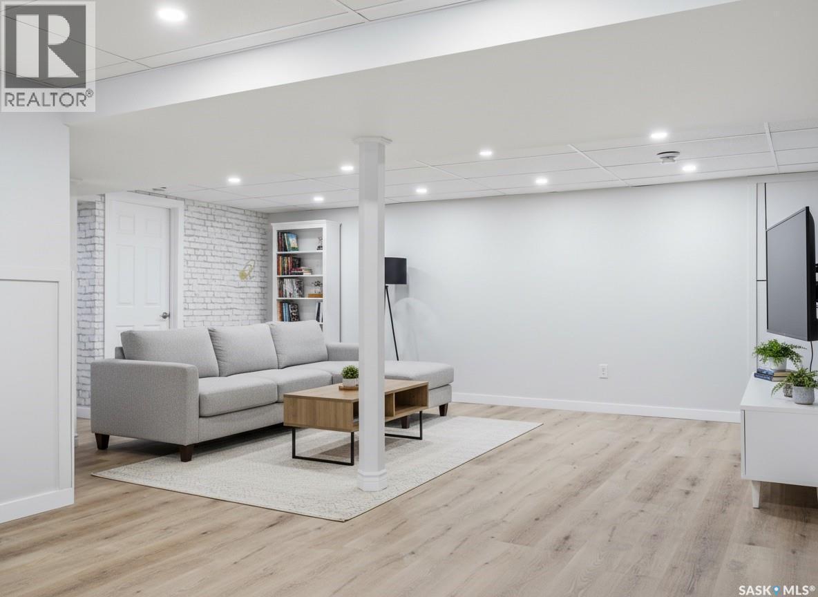 158 Bentley Drive, Regina, SK - Indoor Photo Showing Basement