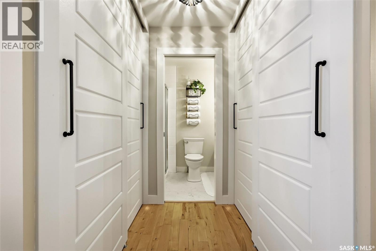 2611 Grainger Place E, Regina, SK - Indoor