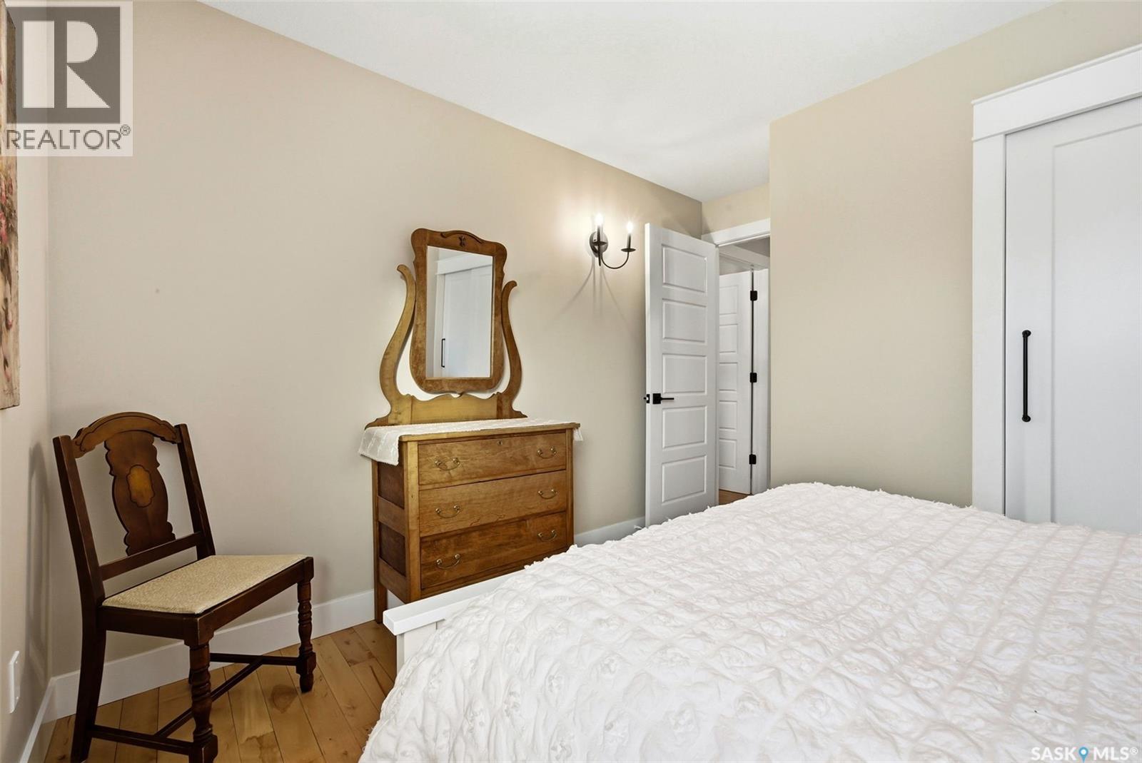 2611 Grainger Place E, Regina, SK - Indoor Photo Showing Bedroom