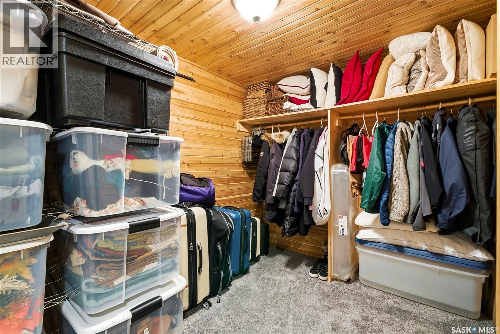 2611 Grainger Place E, Regina, SK - Indoor Photo Showing Other Room