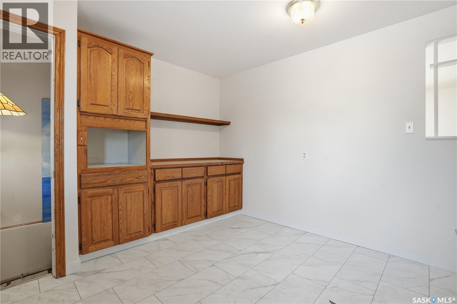 4214 Richmond Place, Regina, SK - Indoor Photo Showing Other Room