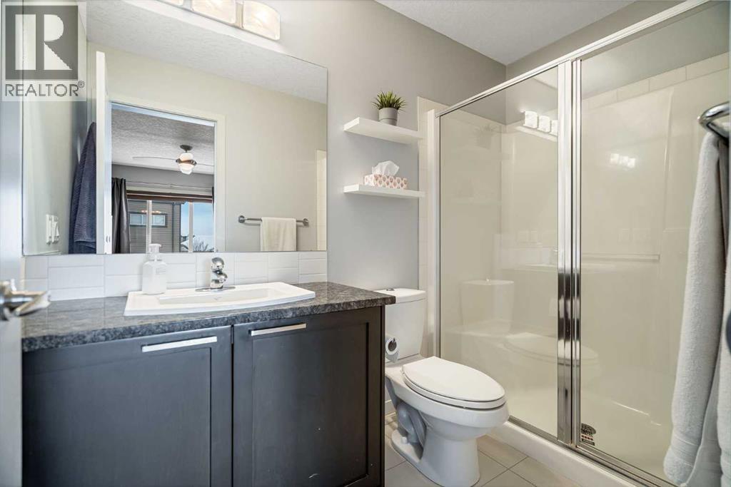 335 Copperpond Row Se, Calgary, AB