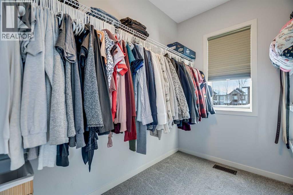 335 Copperpond Row Se, Calgary, AB