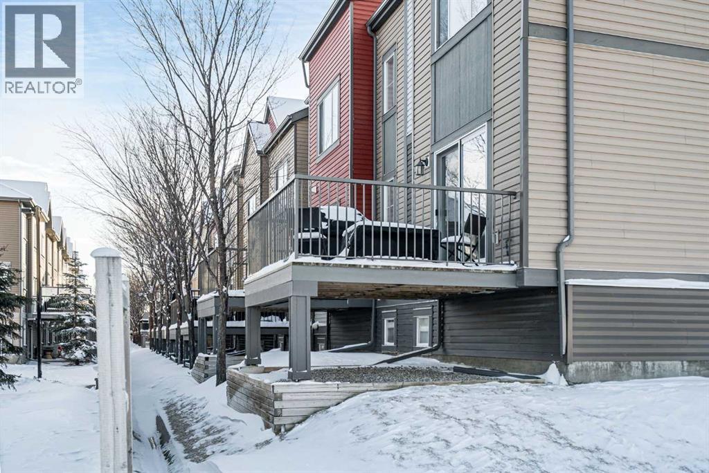 335 Copperpond Row Se, Calgary, AB