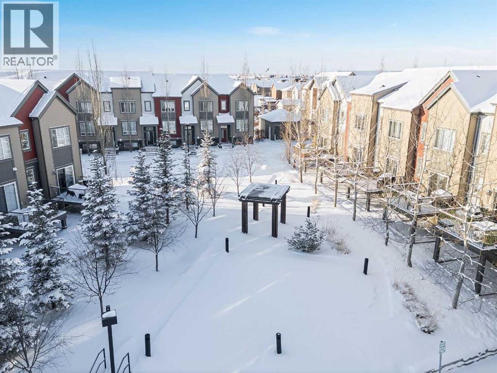 335 Copperpond Row Se, Calgary, AB