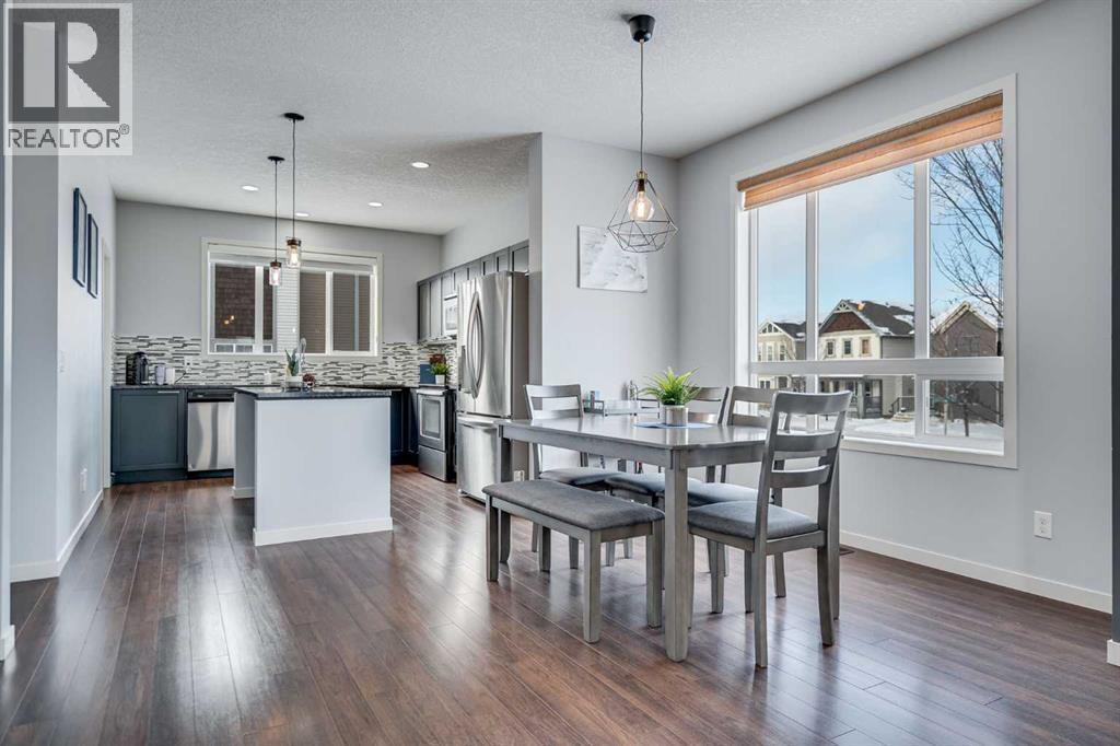 335 Copperpond Row Se, Calgary, AB