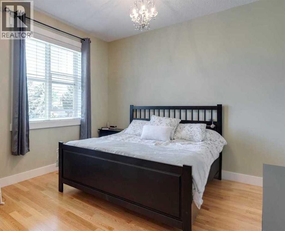 417 29 Avenue Nw, Calgary, AB - Indoor Photo Showing Bedroom