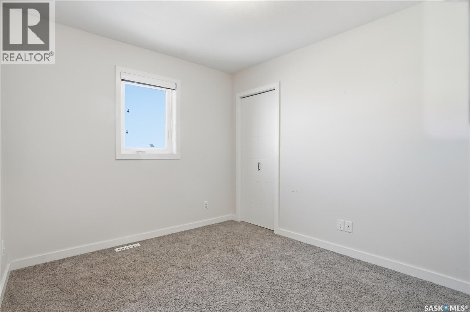 230 Kloppenburg Way, Saskatoon, SK - Indoor Photo Showing Other Room
