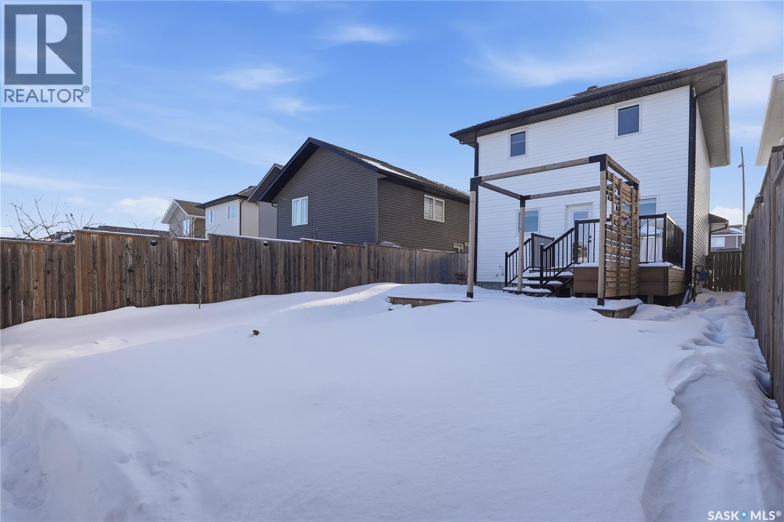 230 Kloppenburg Way, Saskatoon, SK - Outdoor