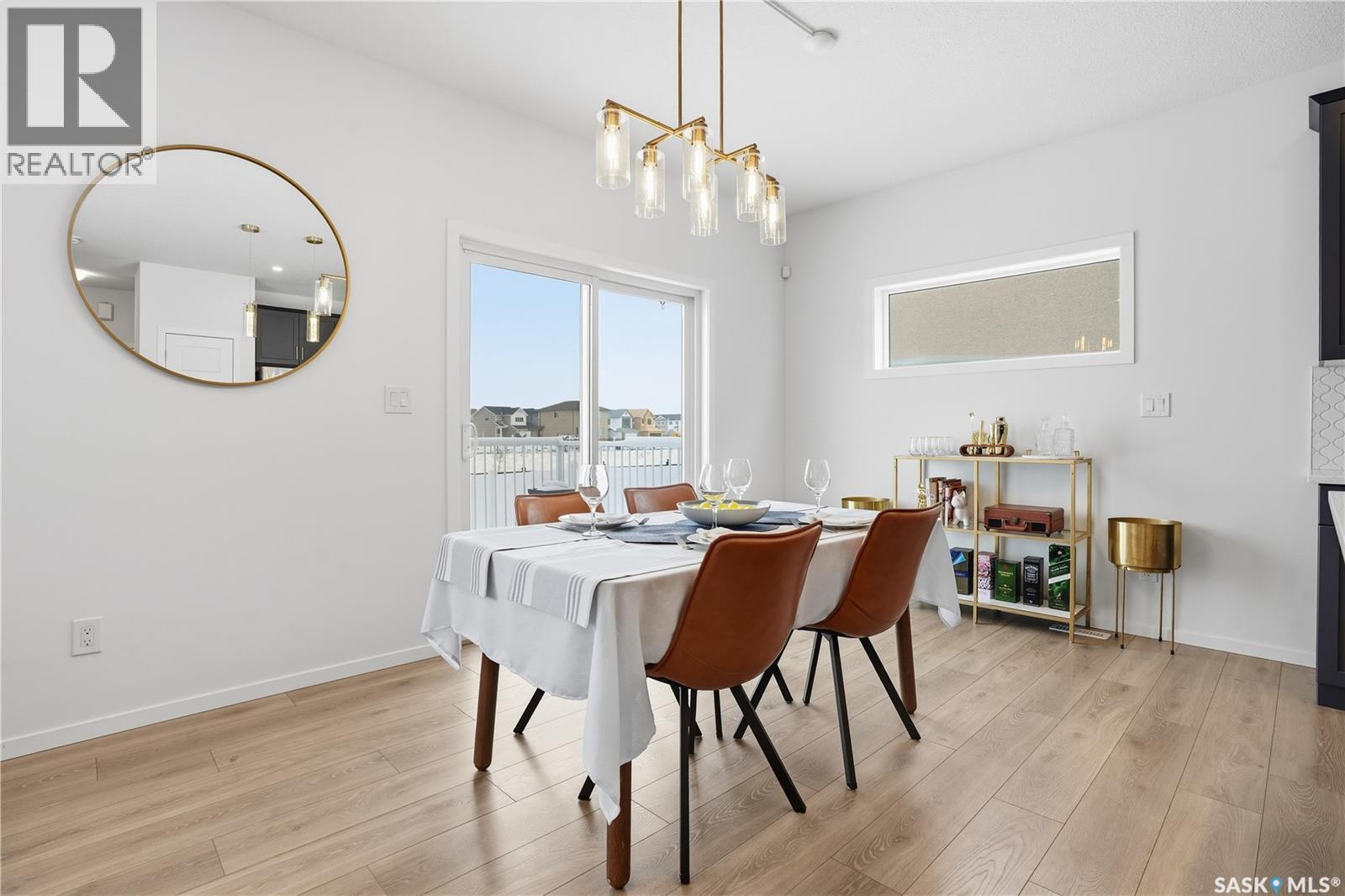 3033 Bellegarde Crescent, Regina, SK - Indoor Photo Showing Dining Room