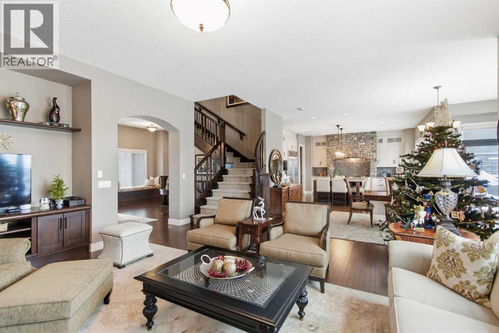 41 Evergreen Mount Sw, Calgary, AB - Indoor Photo Showing Living Room