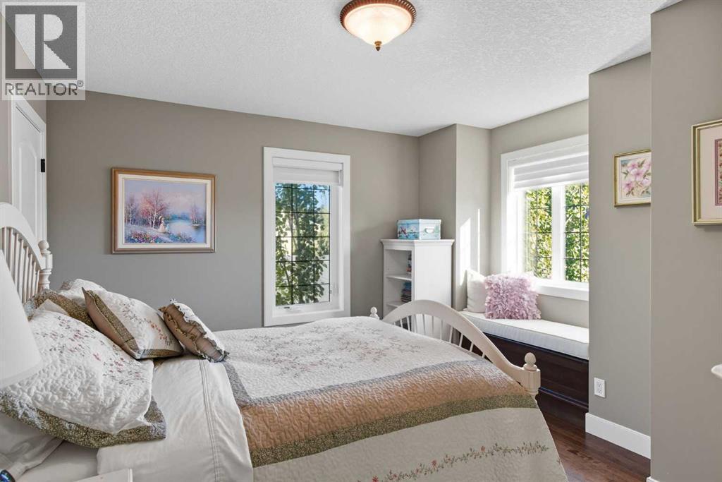 Bedroom 3 upper - 41 Evergreen Mount Sw, Calgary, AB - Indoor Photo Showing Bedroom