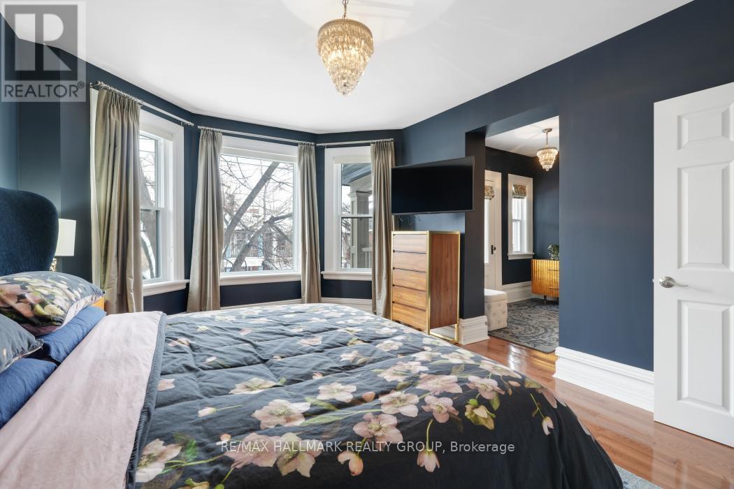 410 Mcleod Street, Ottawa, ON - Indoor Photo Showing Bedroom