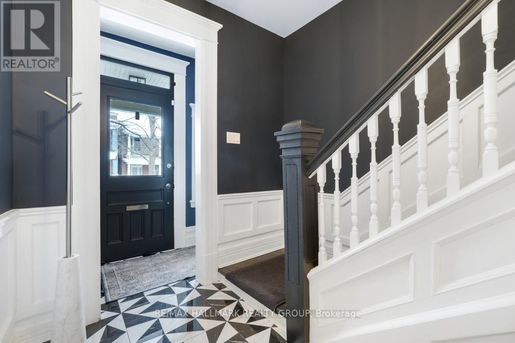 410 Mcleod Street, Ottawa, ON - Indoor Photo Showing Other Room