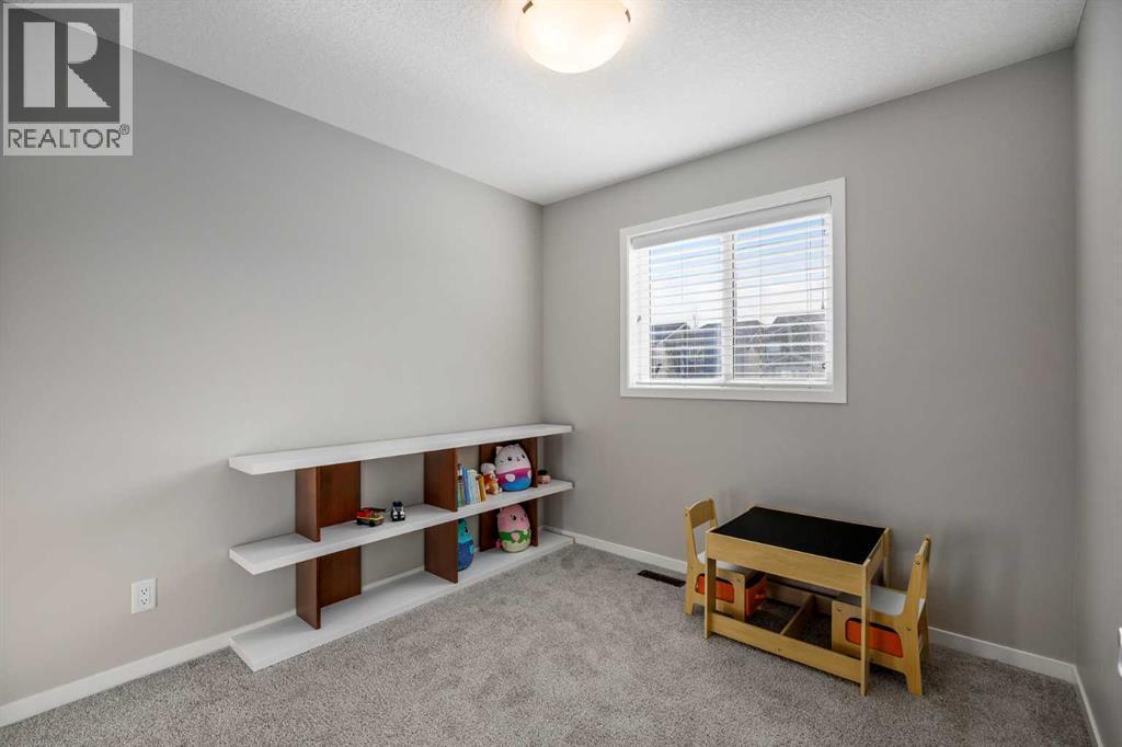 63 Masters Crescent Se, Calgary, AB - Indoor