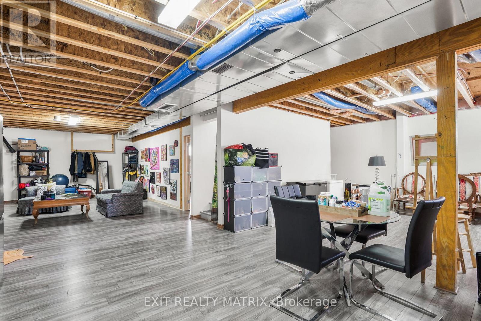 3100 Pattee Road E, Champlain, ON - Indoor