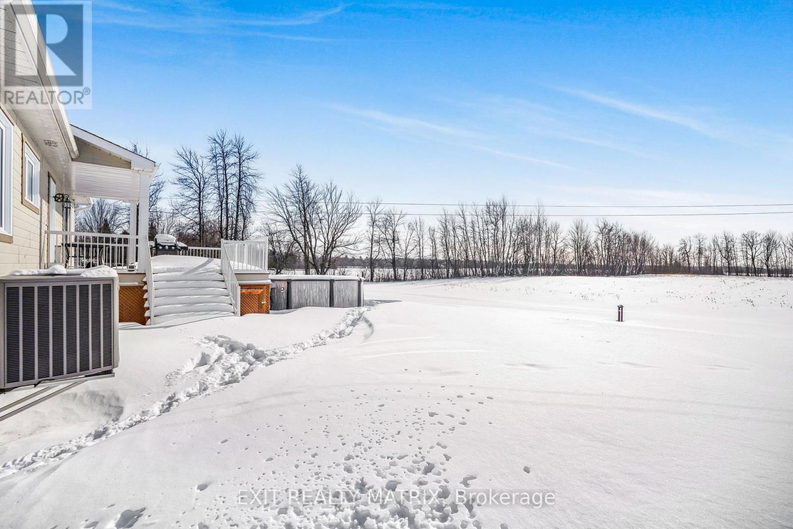 3100 Pattee Road E, Champlain, ON - Outdoor