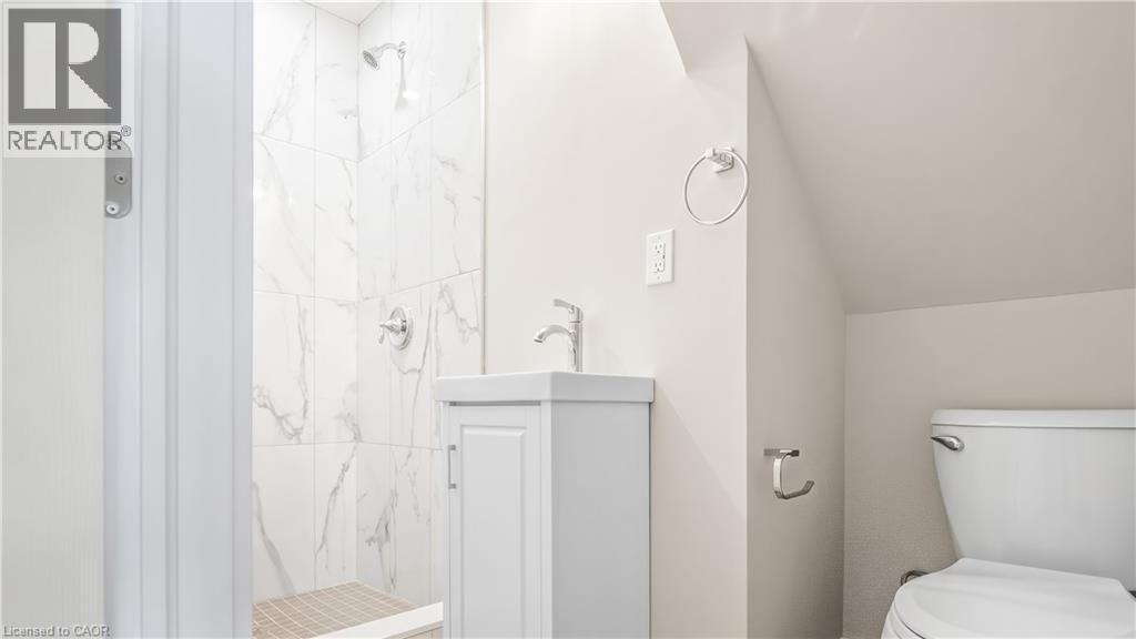 Bathroom featuring a marble finish shower and vanity - 491 Upper Wentworth Street, Hamilton, ON - Indoor Photo Showing Bathroom