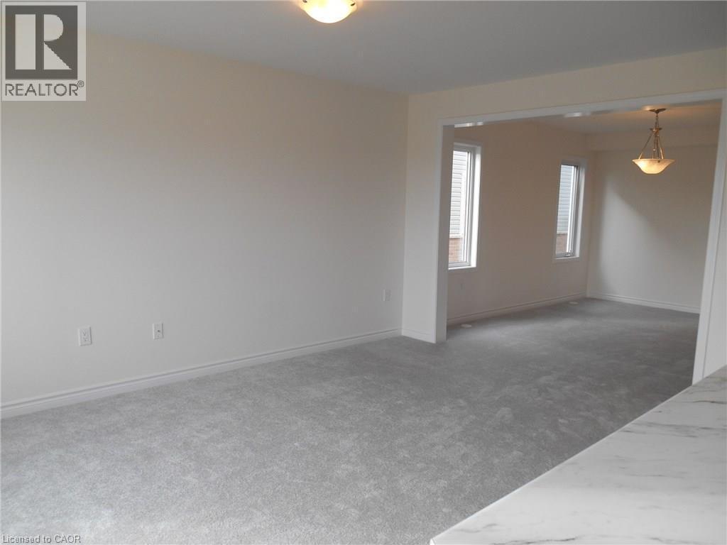 15 Outlook Terrace, Kitchener, ON - Indoor Photo Showing Other Room