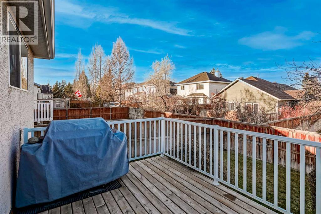 150 Somerset Close Sw, Calgary, AB - Outdoor With Deck Patio Veranda