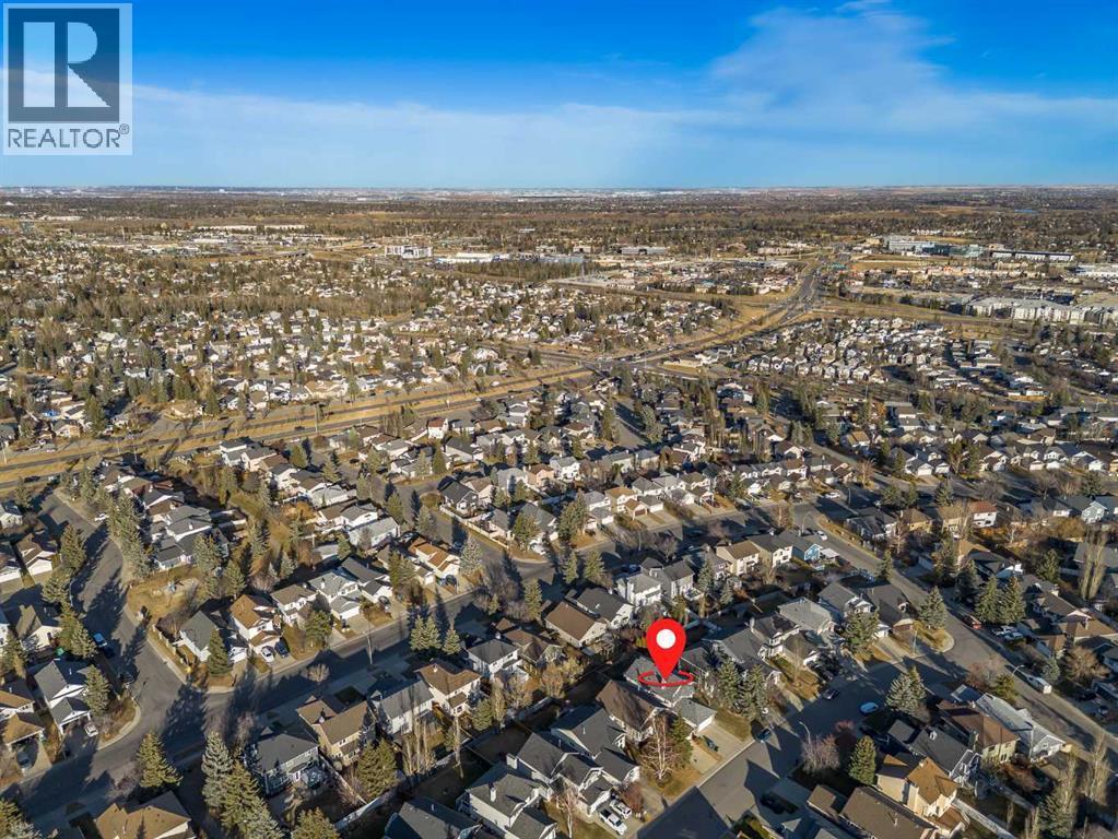 150 Somerset Close Sw, Calgary, AB - Outdoor With View