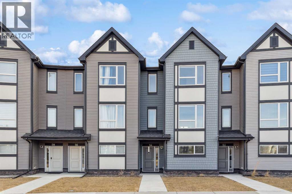 54 Evanscrest Manor Nw, Calgary, AB - Outdoor With Facade