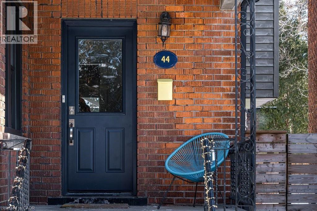 44 Cline Avenue N, Hamilton, ON - Outdoor With Exterior