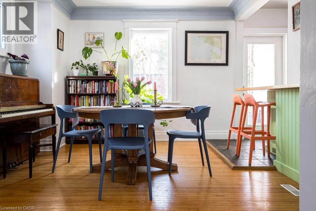 44 Cline Avenue N, Hamilton, ON - Indoor