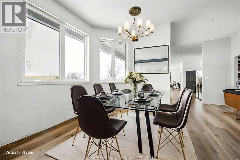 856 Talbot, Lakeshore, ON - Indoor Photo Showing Dining Room