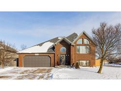 2840 WILDBERRY Crescent Tecumseh, ON N9K 1C2