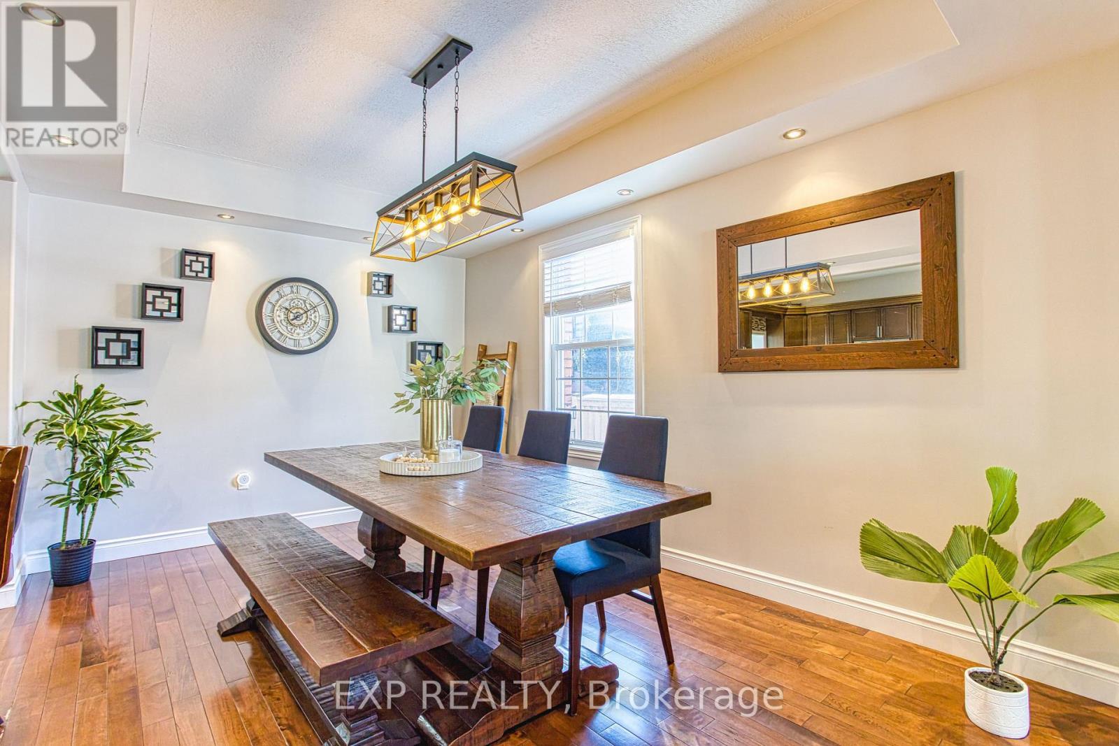 153 Gladstone Avenue, Hamilton, ON - Indoor Photo Showing Dining Room