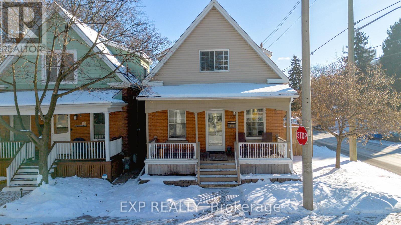 153 Gladstone Avenue, Hamilton, ON - Outdoor With Deck Patio Veranda With Facade