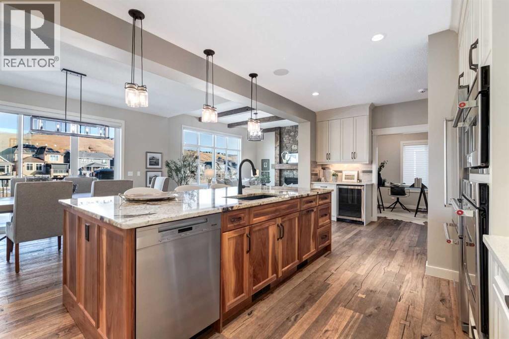 687 Cranston Avenue Se, Calgary, AB - Indoor Photo Showing Kitchen With Upgraded Kitchen