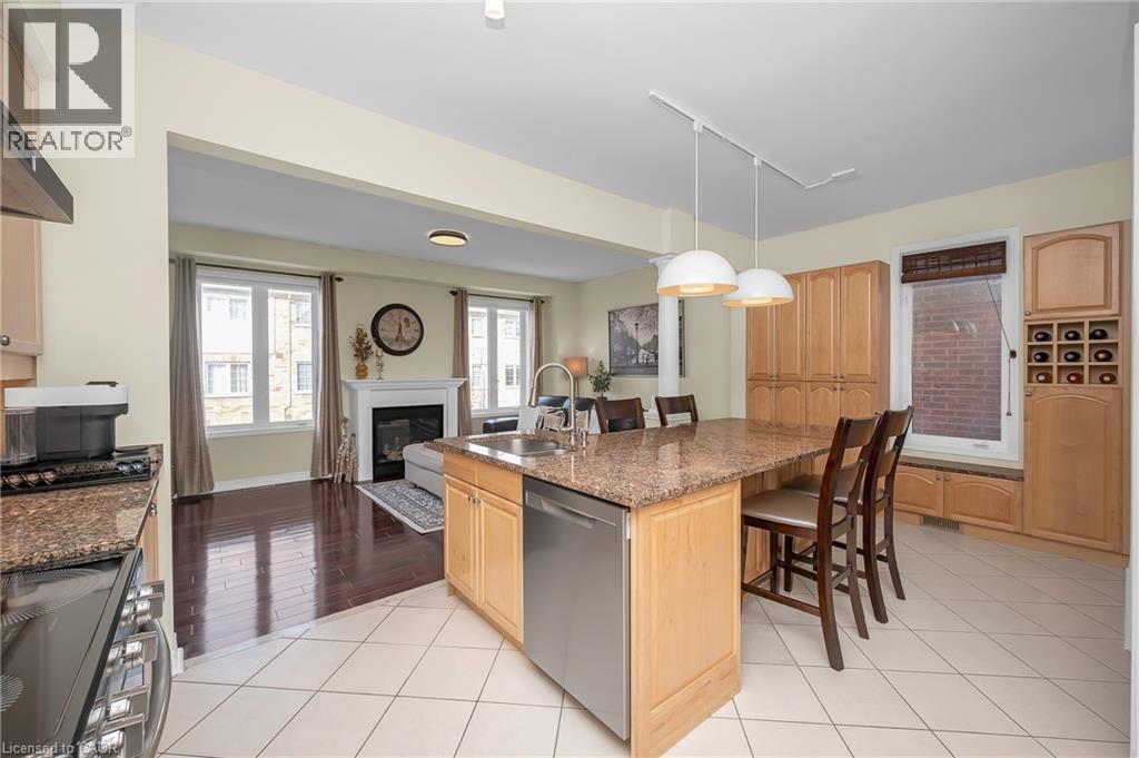 3897 Quiet Creek Drive, Mississauga, ON - Indoor With Fireplace