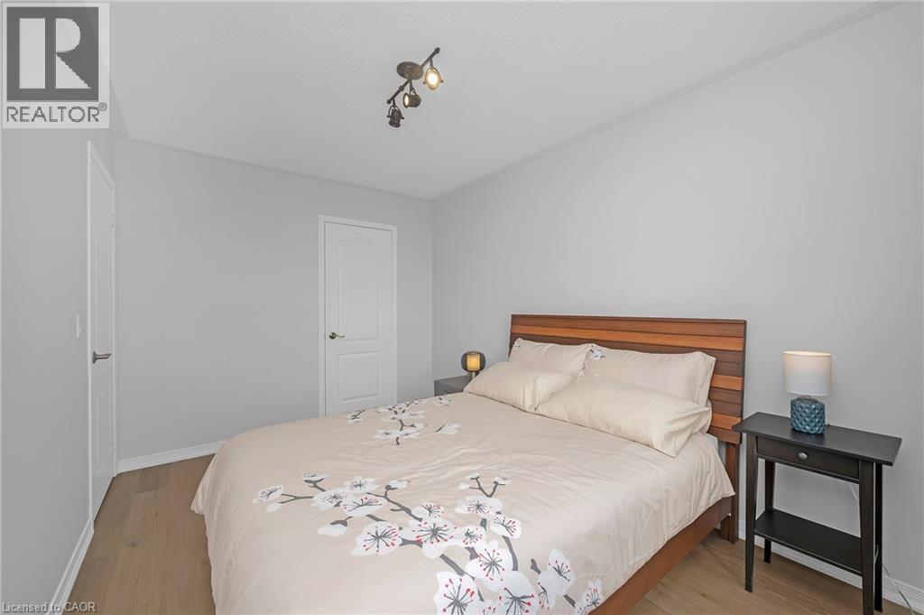 3897 Quiet Creek Drive, Mississauga, ON - Indoor Photo Showing Bedroom