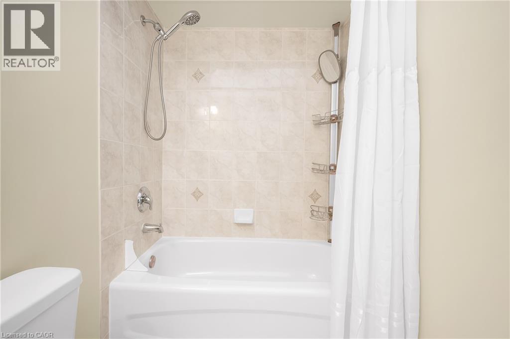 3897 Quiet Creek Drive, Mississauga, ON - Indoor Photo Showing Bathroom