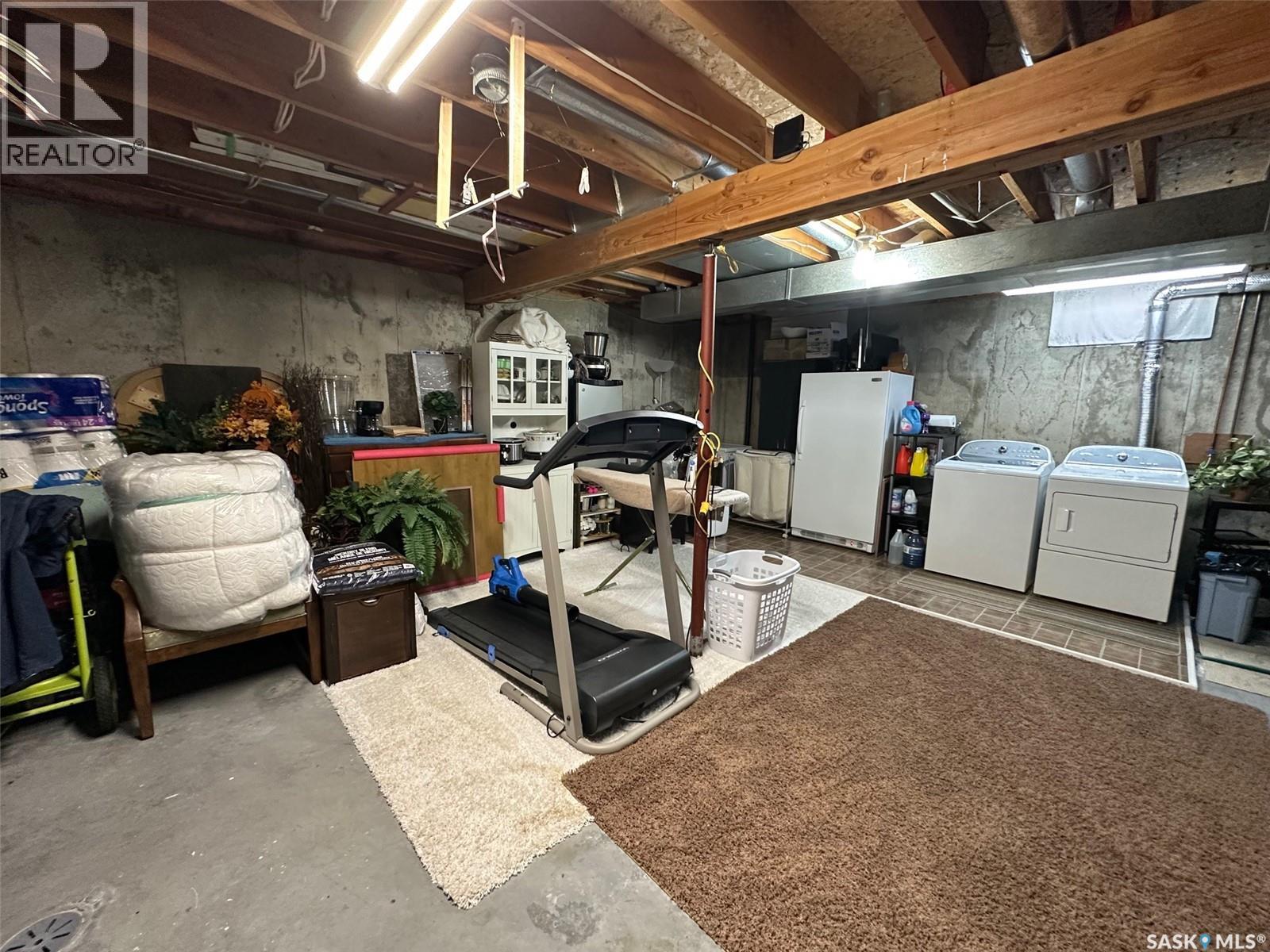 1483 Mather Crescent, Estevan, SK - Indoor