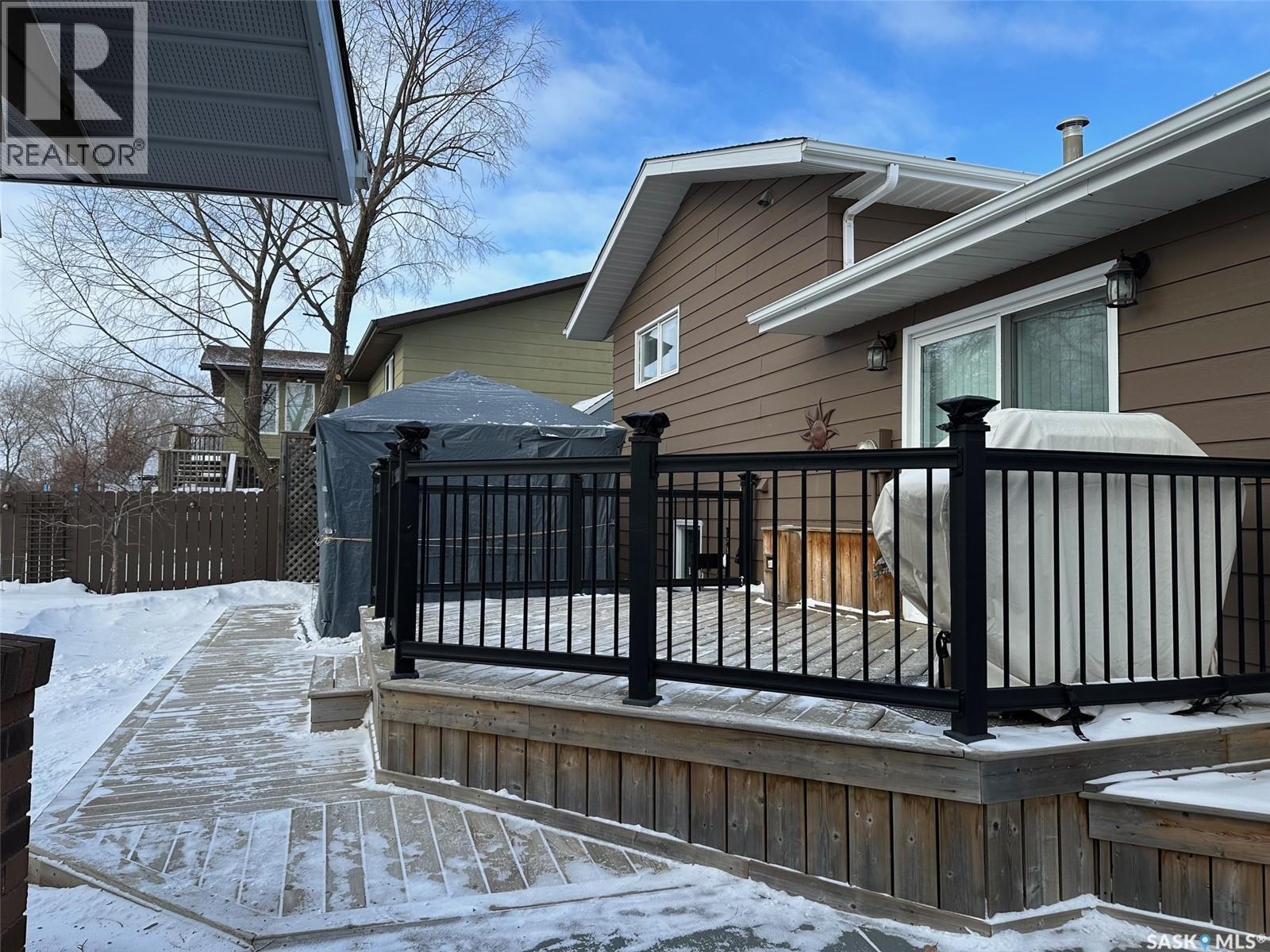 1483 Mather Crescent, Estevan, SK - Outdoor