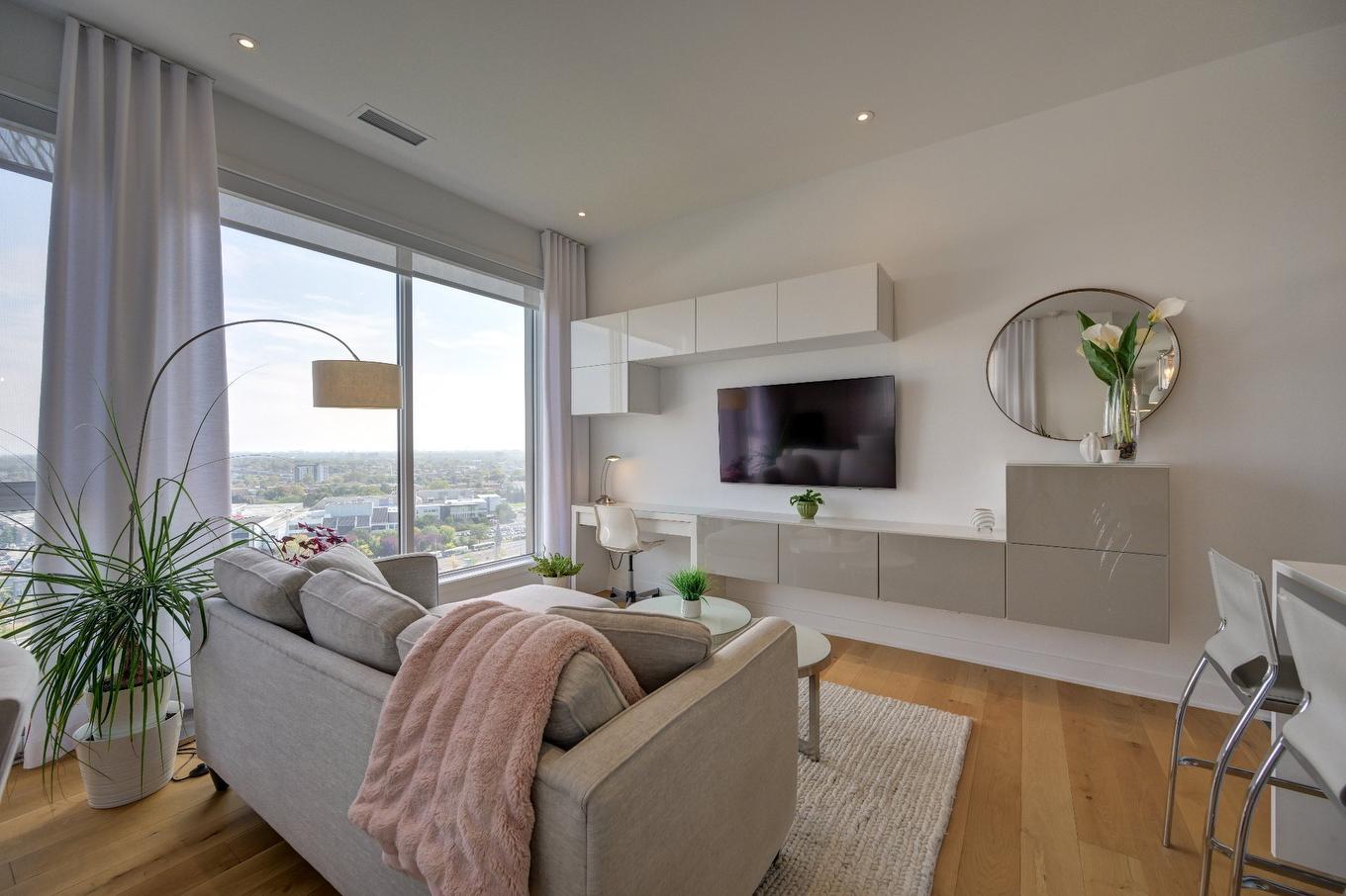 Salon - 1702-1400 Rue Lucien-Paiement, Laval (Laval-Des-Rapides), QC - Indoor Photo Showing Living Room