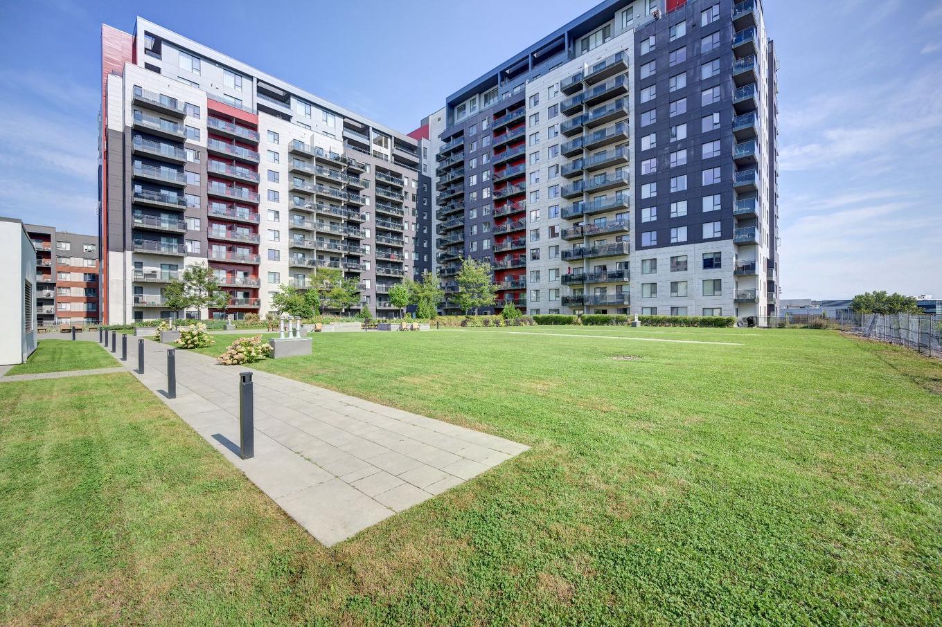 Vue d'ensemble - 1702-1400 Rue Lucien-Paiement, Laval (Laval-Des-Rapides), QC - Outdoor With Facade