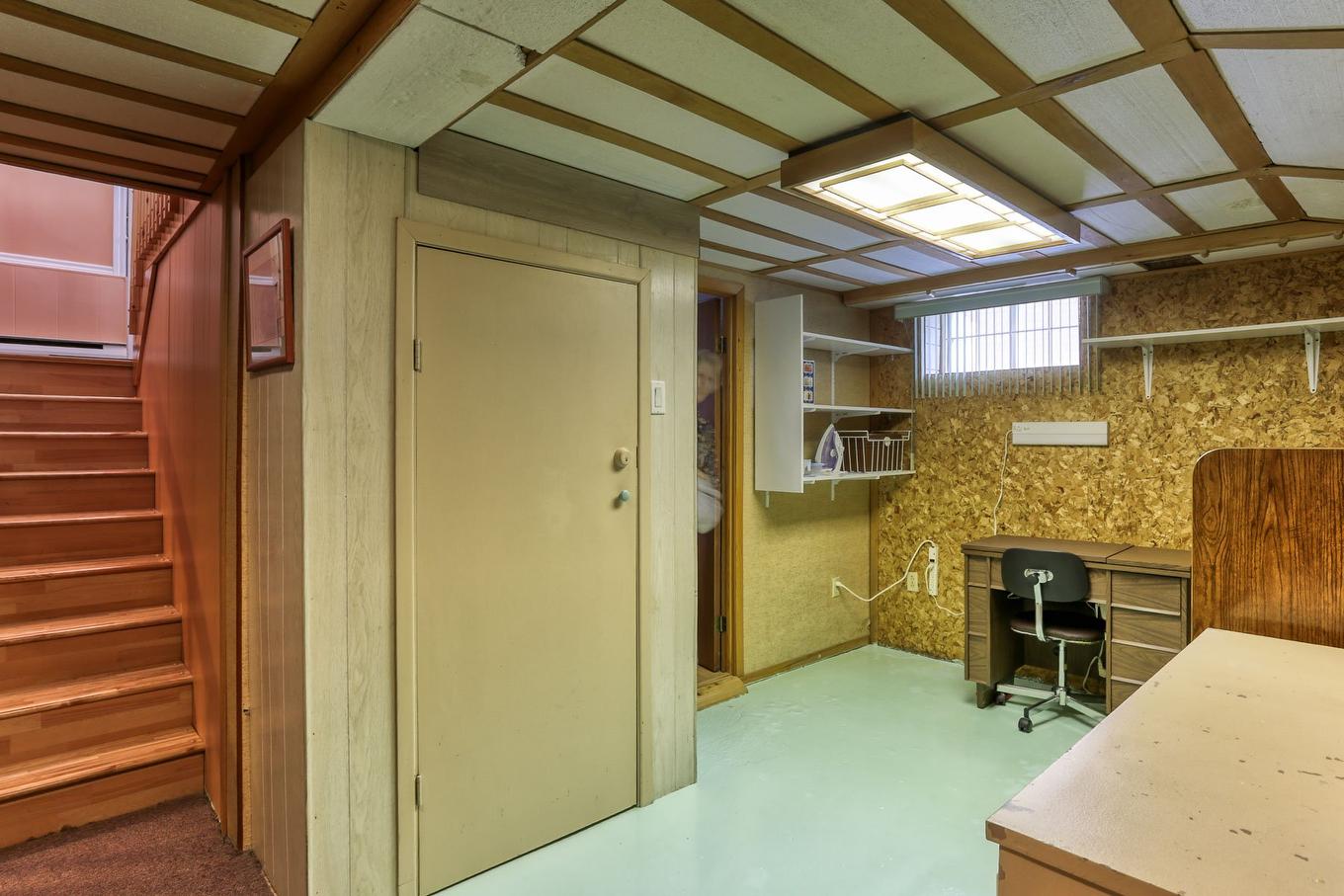 Bureau - 2492 Av. Glenada, Shawinigan, QC - Indoor