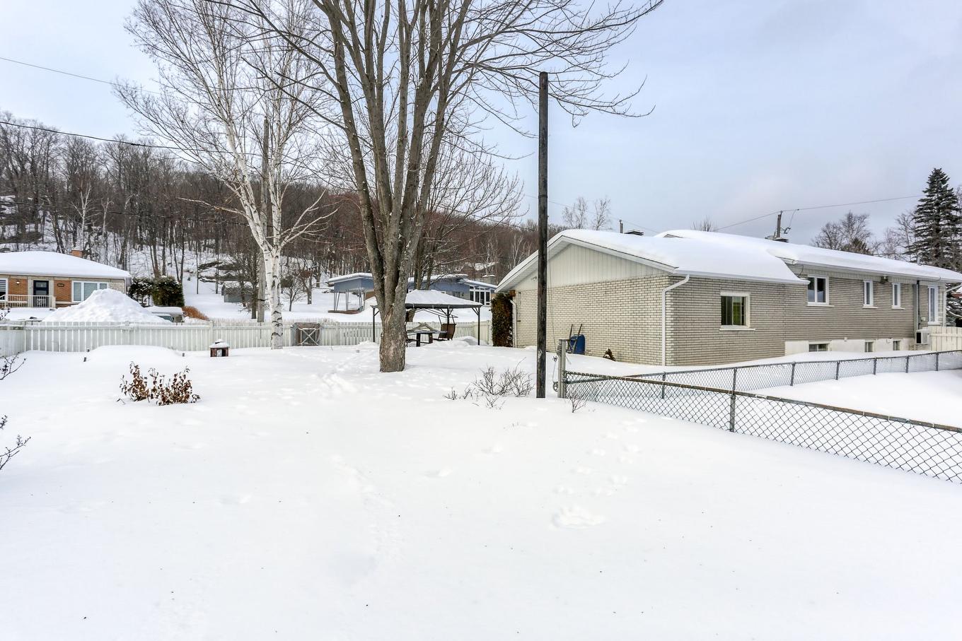 Cour - 2492 Av. Glenada, Shawinigan, QC - Outdoor