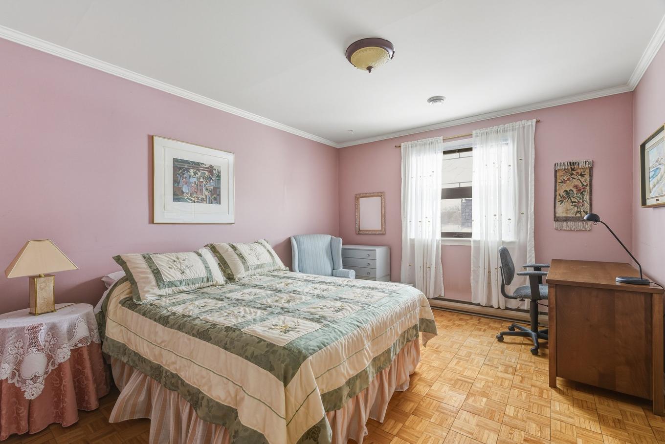 Chambre à coucher - 2540 Rue Des Hospitalières, Québec (Sainte-Foy/Sillery/Cap-Rouge), QC - Indoor Photo Showing Bedroom