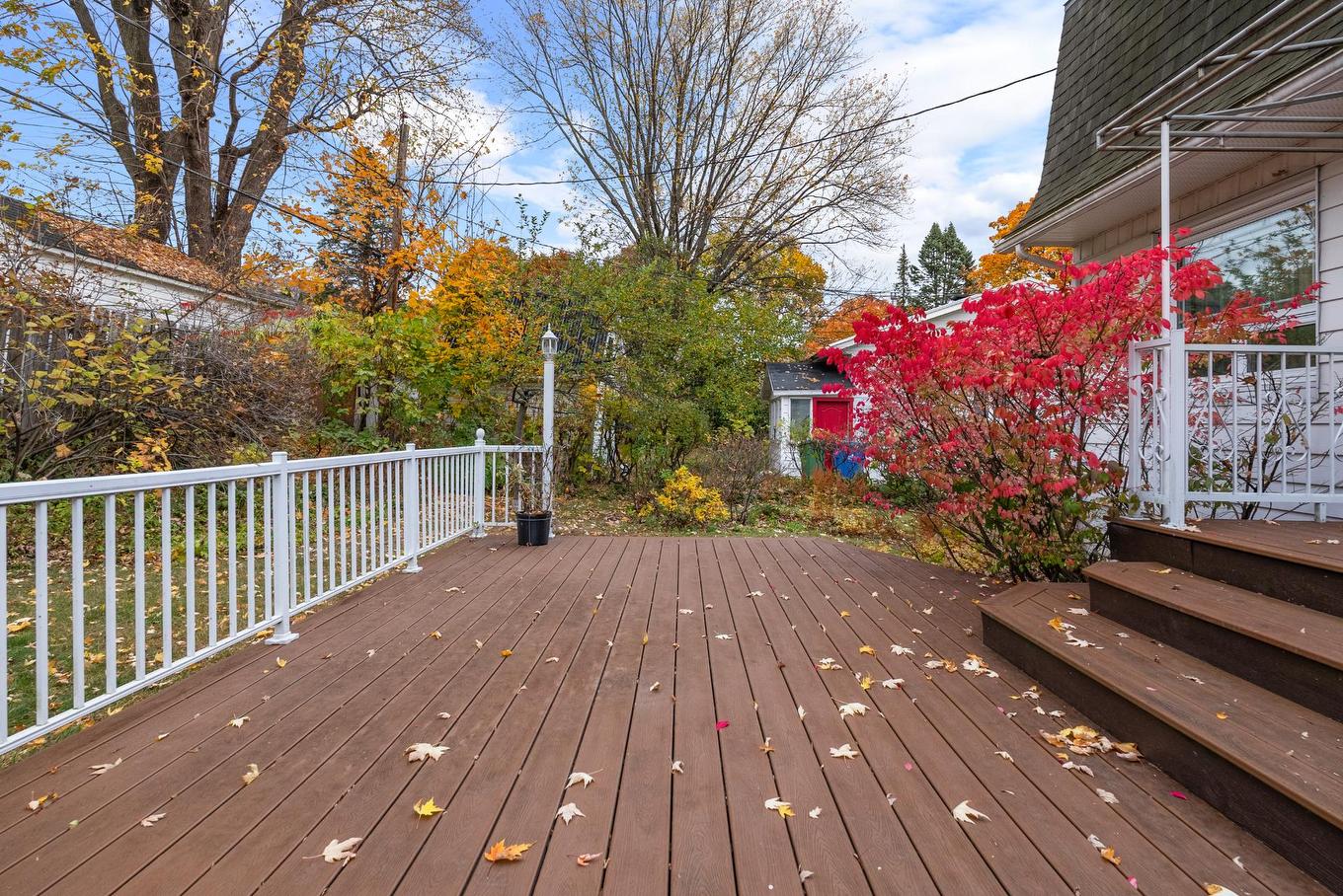 Extérieur - 2540 Rue Des Hospitalières, Québec (Sainte-Foy/Sillery/Cap-Rouge), QC - Outdoor With Deck Patio Veranda