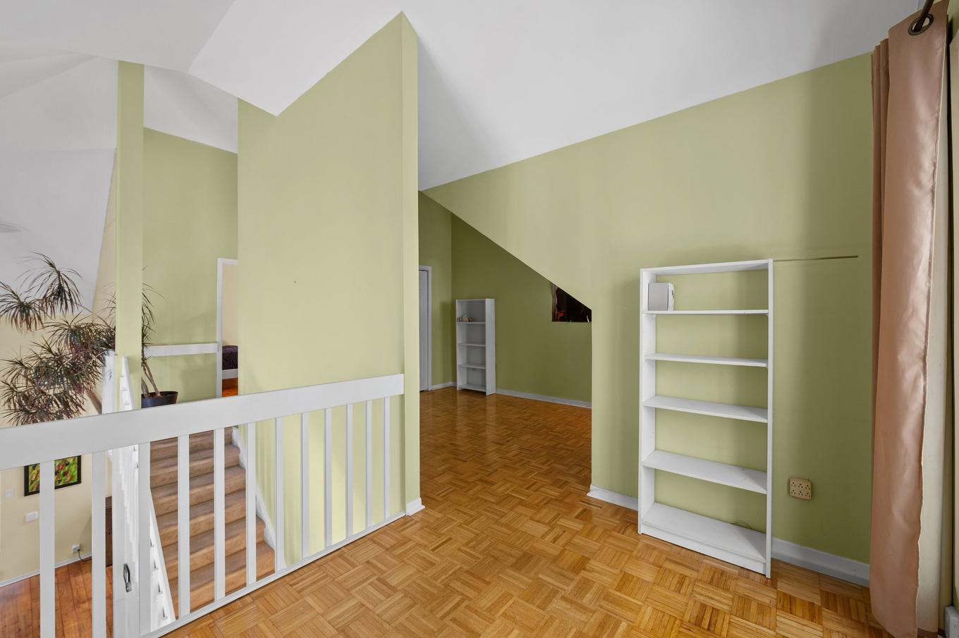 Boudoir - 27Z Ch. De St-Moritz, Saint-Sauveur, QC - Indoor Photo Showing Other Room