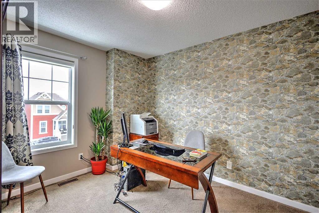 388 Auburn Crest Way Se, Calgary, AB - Indoor Photo Showing Other Room