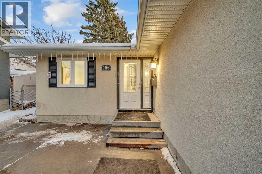 5868 Dalcastle Drive Nw, Calgary, AB - Outdoor